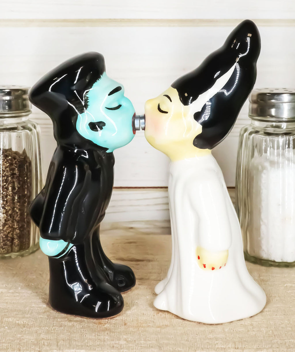 Vampyre Salt & Pepper Shaker Set