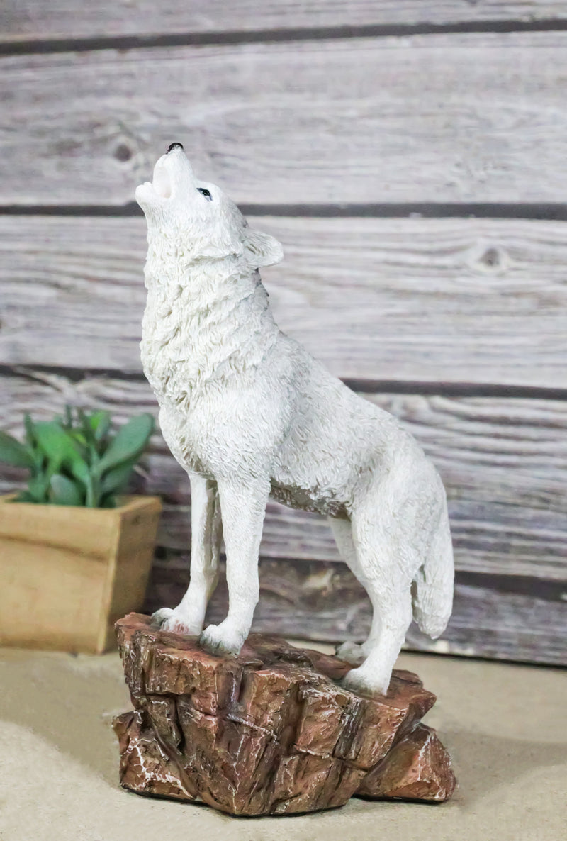 Woodlands Wildlife Mystical Alpha Gray Wolf Howling to The Moon Figurine Decor