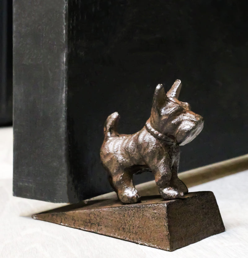 Rustic Cast Iron Whimsical Canine Scottish Terrier Dog Door Stop Stopper Wedge