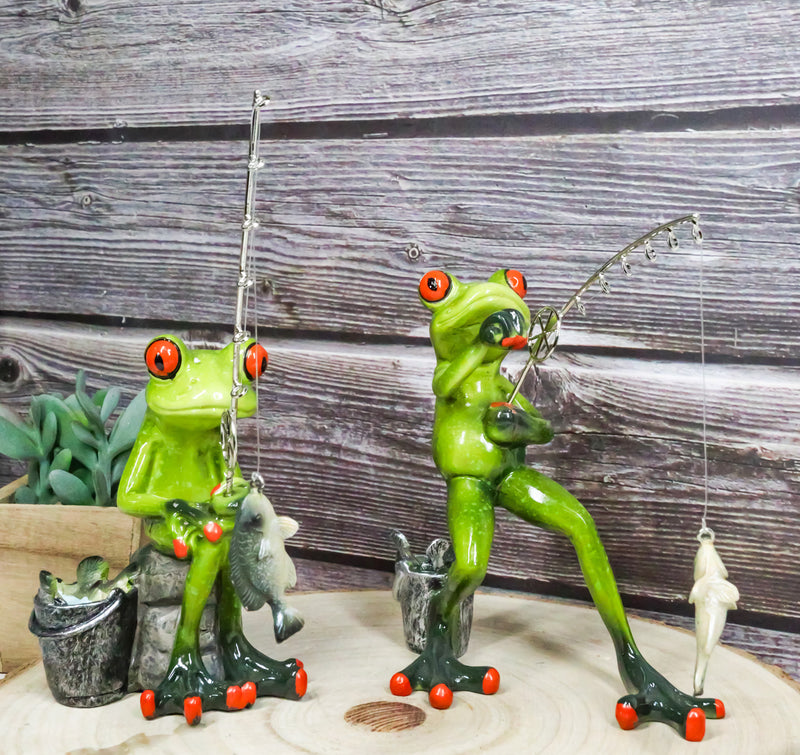 Pack of 2 Favorite Pastime Green Frogs Besties Rod Fishing by The Pond Figurines