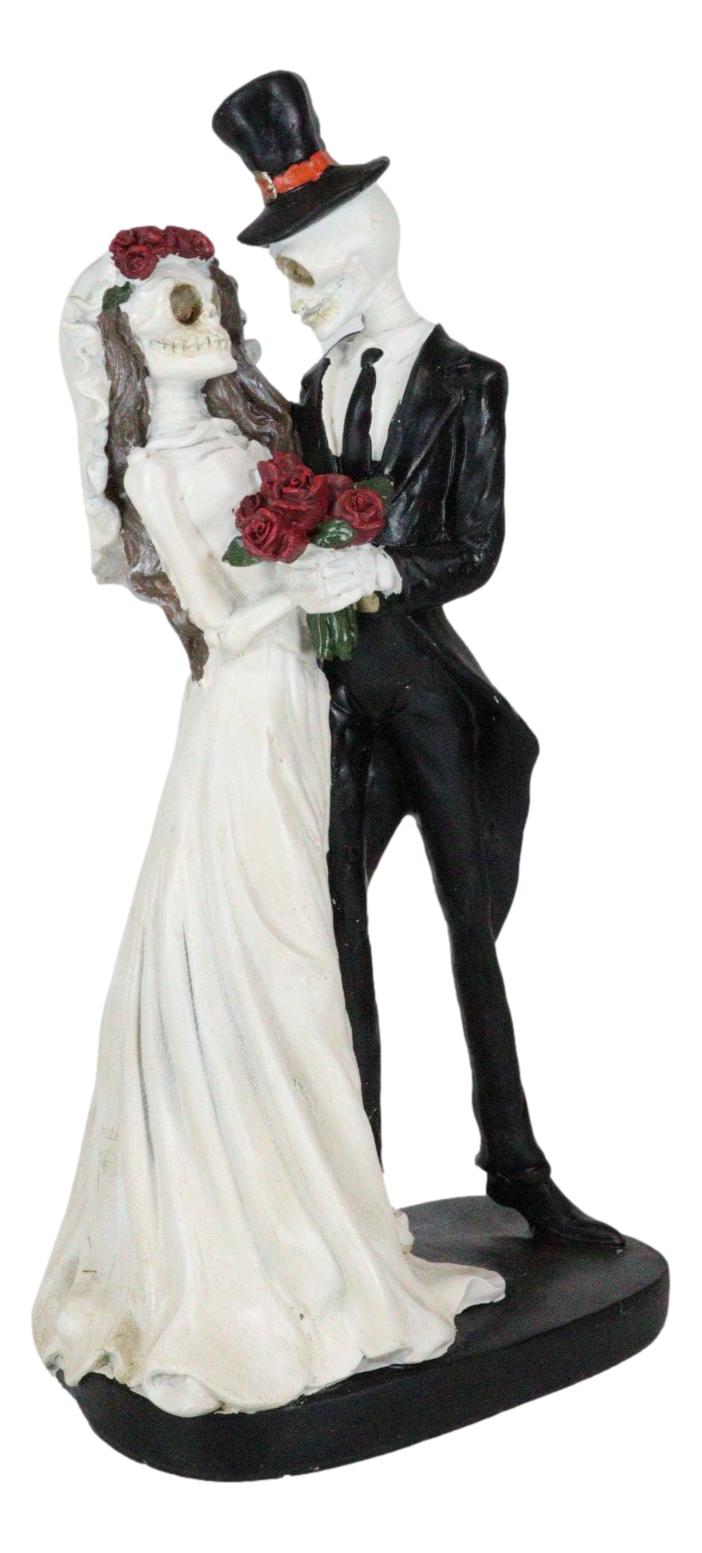 Day Of The Dead Wedding Skeletons Bride And Groom With Red Roses Figurine