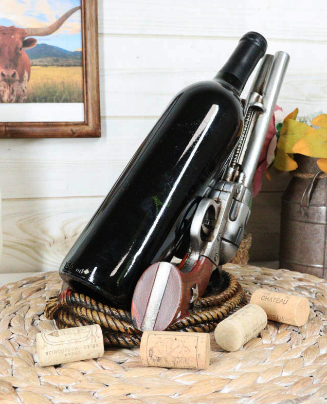 Country Western Cowboy Six Shooter Gun Pistols Horseshoe And Ropes Wine Holder