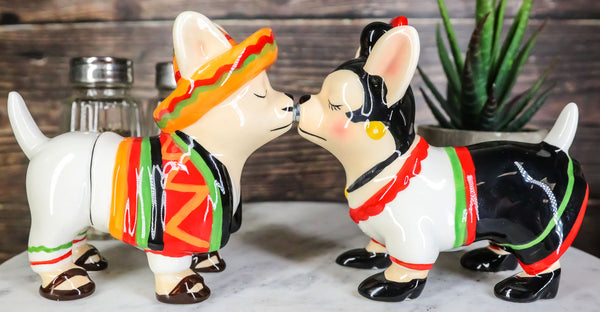 Kissing Mexican Chihuahua Dogs With Sombrero Hat Ceramic Salt And Pepper  Shakers