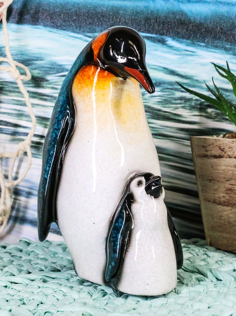 North Pole Family Cute Emperor Penguin Father And Chick Cuddle Time Figurine